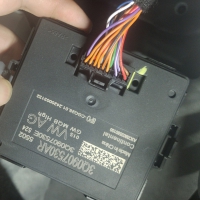 駕校OBD接入CAN總線數(shù)據(jù)大眾朗逸儀表網(wǎng)關位置